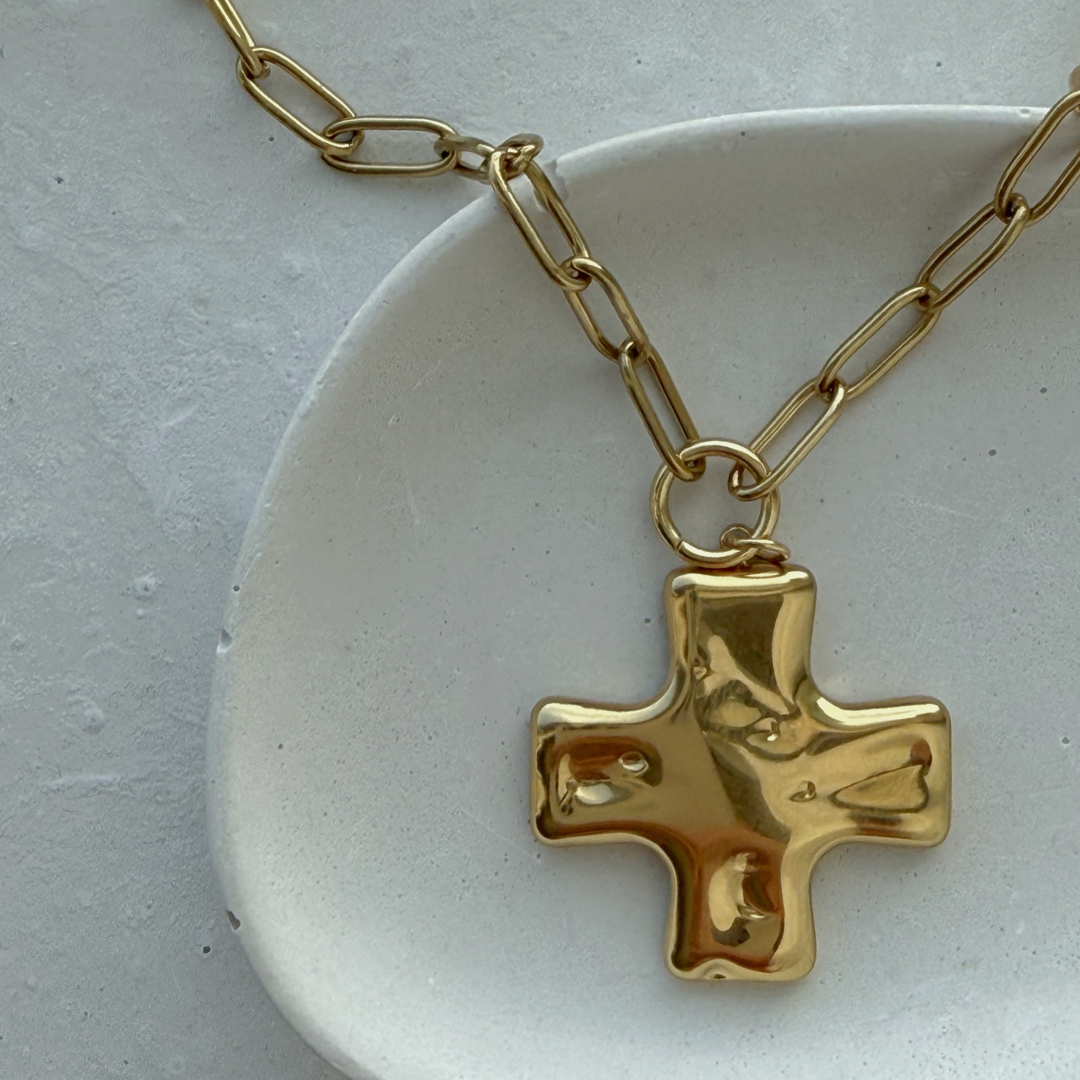 Devotionis Cross Necklace