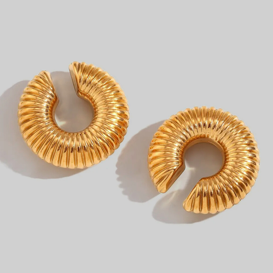 Su Statement Ear Cuff | Gold