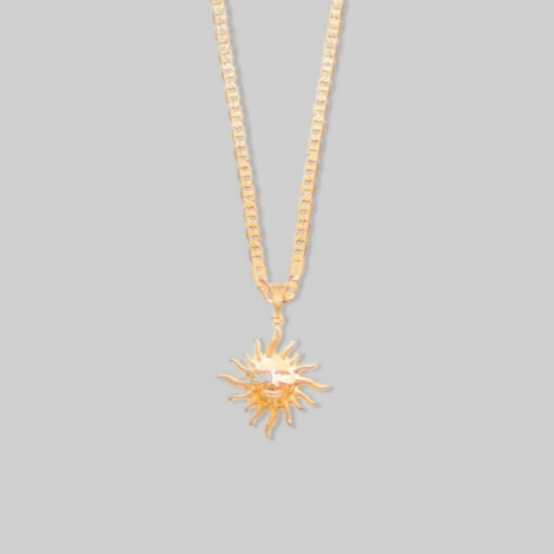 Lā Sun Pendant Necklace