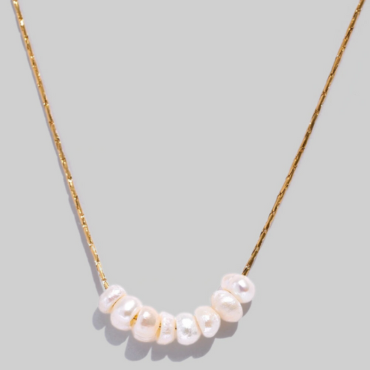 Aria Dainty Rice Pearl Necklace