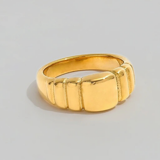 Suri Rectangle Croissant Ring