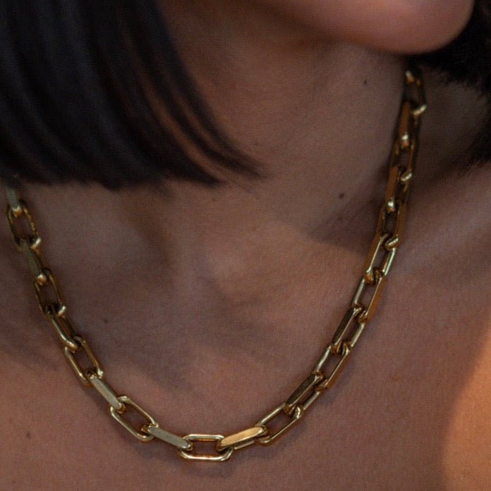 Meg Statement Paperclip Chain Necklace on