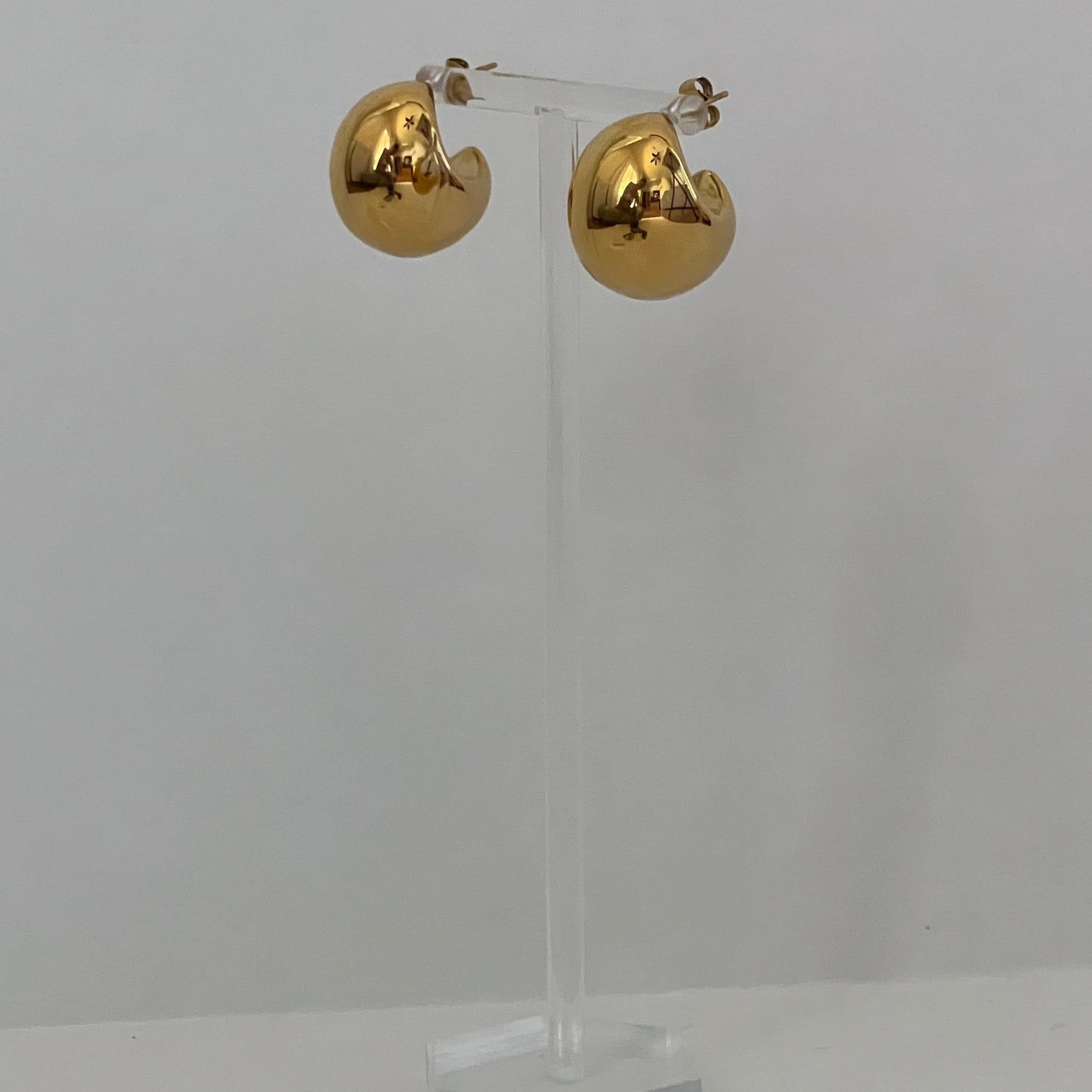 Tonia Small Drop Earrings