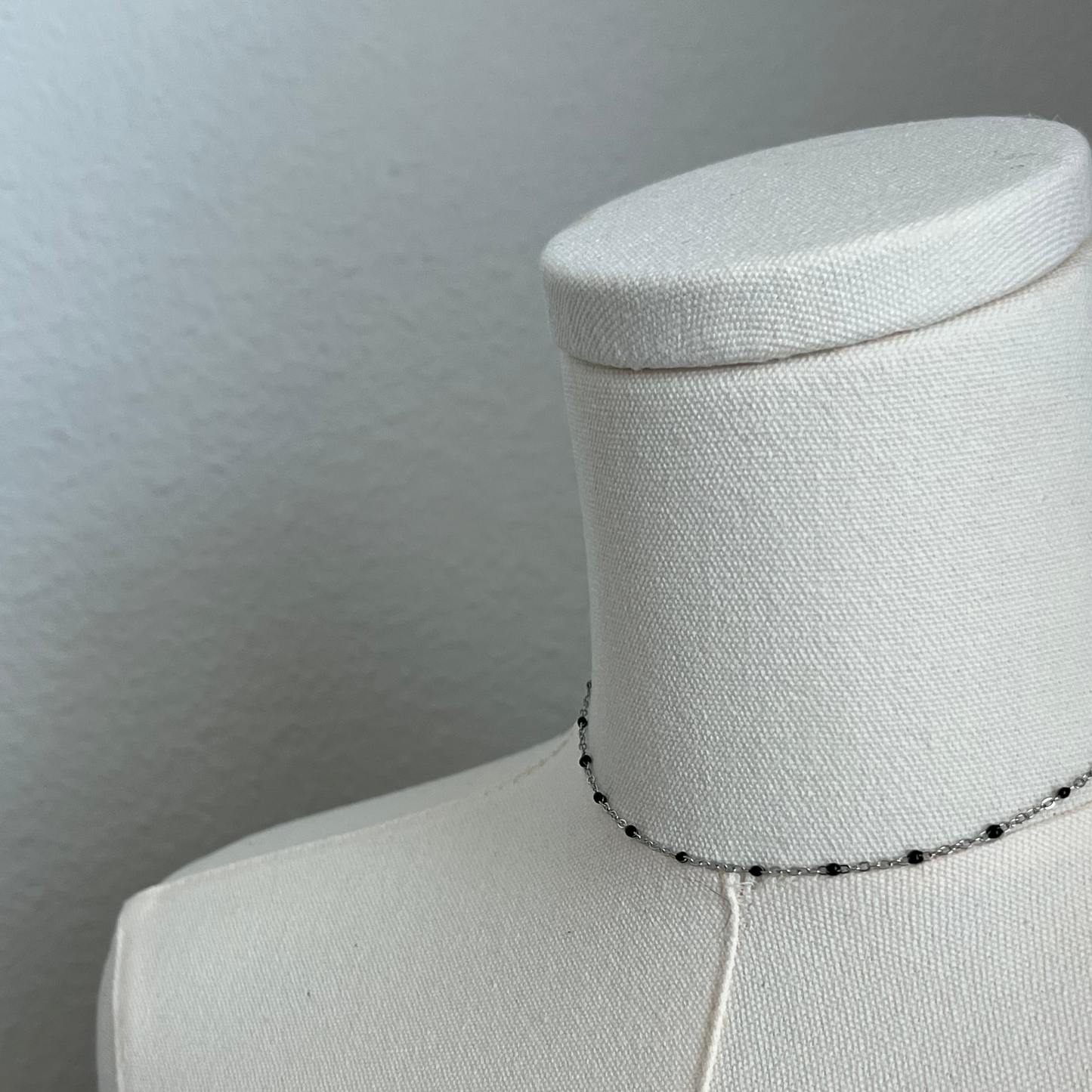 Noir Shorty Necklace | Silver