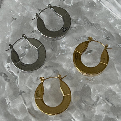 Olivia Small Hoops | Silver