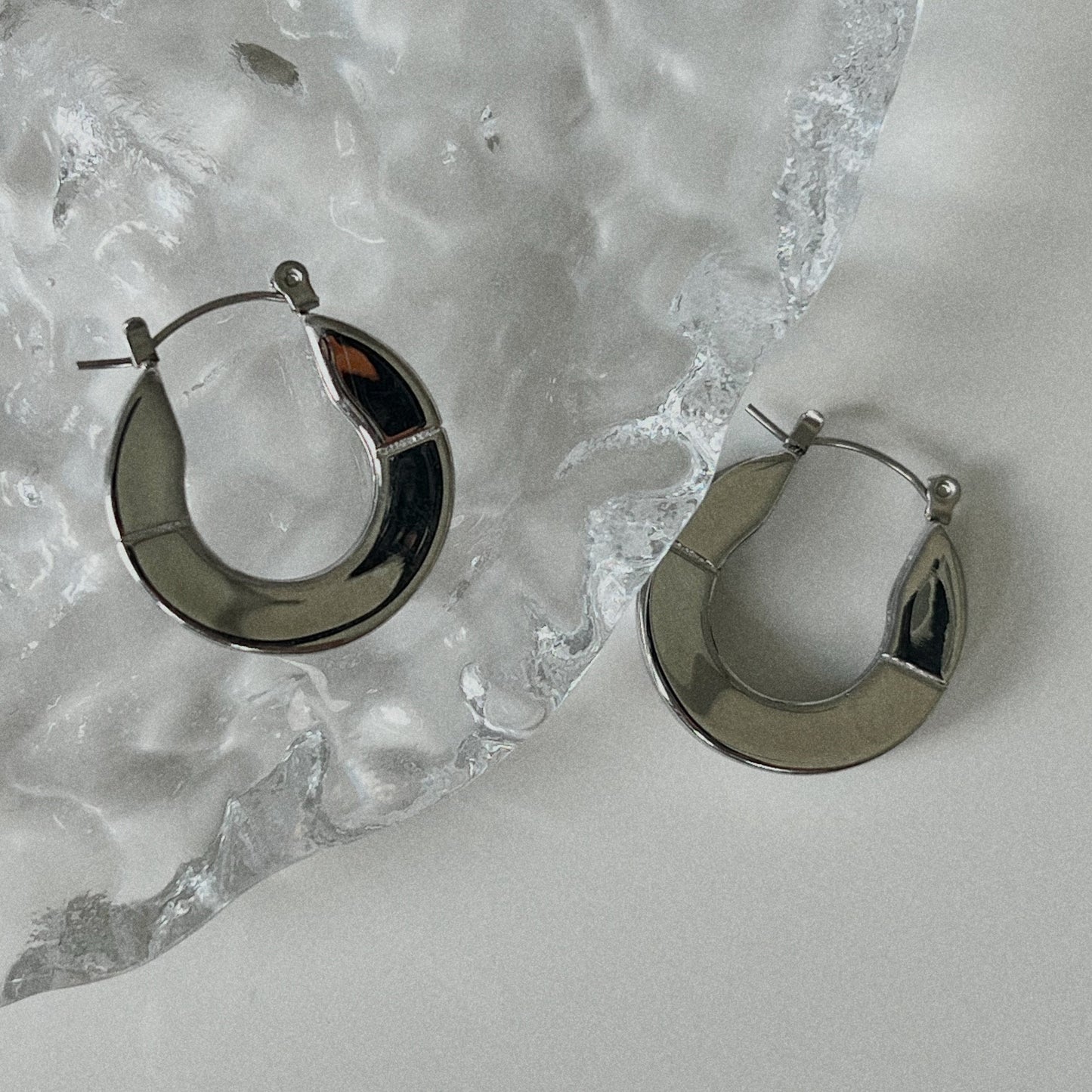 Olivia Small Hoops | Silver