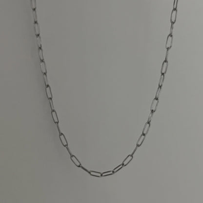 Lee Paperclip Minimalist Necklace